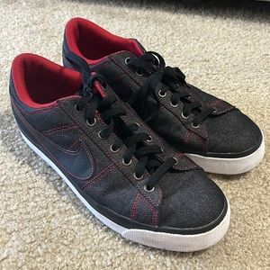 Men’s Nike Bleak Denim Sneakers, Size 10. Used, great condition